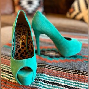 Jessica Simpson Platform Peeptoe Pumps